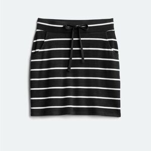 Market & Spruce Amia Skirt Size Medium